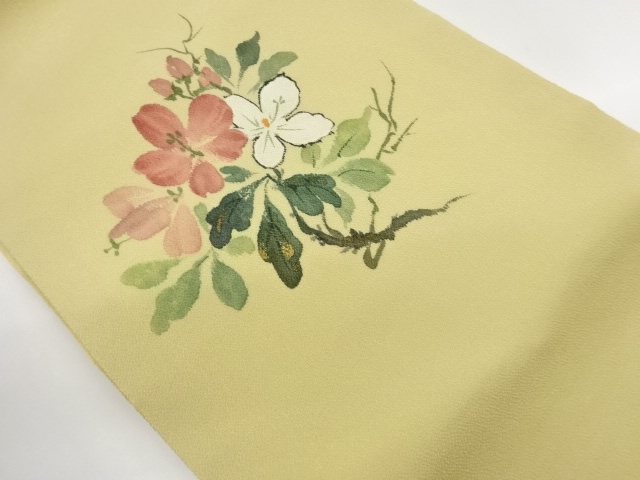 縮緬地金彩手描き草花模様名古屋帯